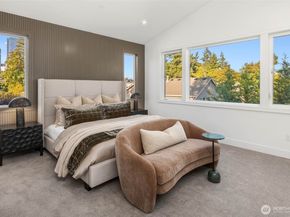 208 106th Avenue SE, Bellevue WA 98004