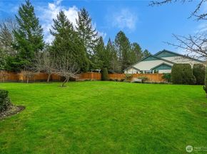 672 Chelan Place NE 672, Renton WA 98059