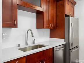 3601 24th Avenue W 207, Seattle WA 98199