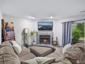 4118 212th Street SW C103, Mountlake Terrace WA 98043