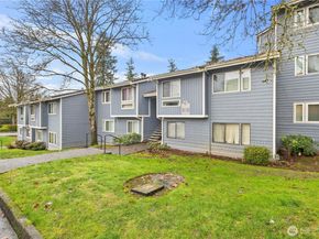 4118 212th Street SW C103, Mountlake Terrace WA 98043