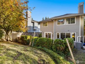 24230 SE 44th Street, Sammamish WA 98029