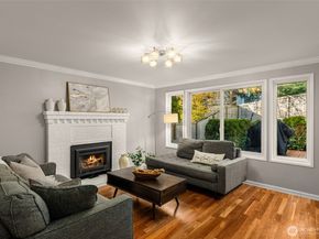 24230 SE 44th Street, Sammamish WA 98029