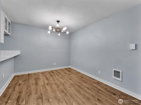 14002 NE 181st Place A204, Woodinville WA 98072