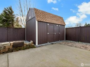 31524 11th Place SW, Federal Way WA 98023