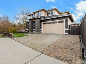 31524 11th Place SW, Federal Way WA 98023