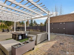 31524 11th Place SW, Federal Way WA 98023