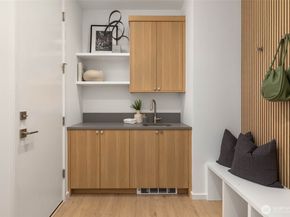 7506 18th Ave NW, Seattle WA 98117