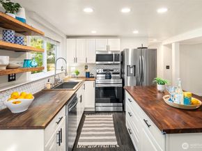 20529 103rd Avenue SE, Kent WA 98031