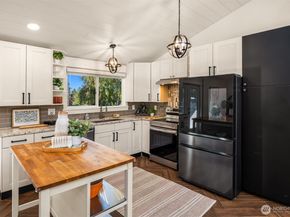 20529 103rd Avenue SE, Kent WA 98031