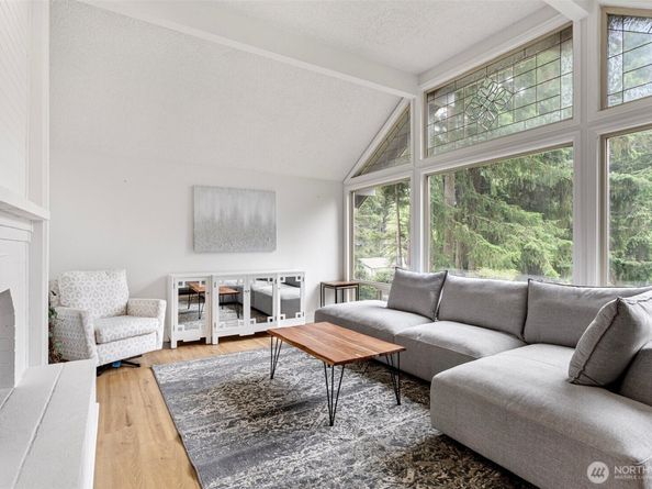 2858 241st Avenue SE, Sammamish WA 98075