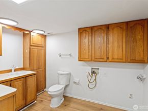 2858 241st Avenue SE, Sammamish WA 98075