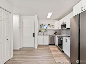 25416 106th Avenue NW D4, Kent WA 98030