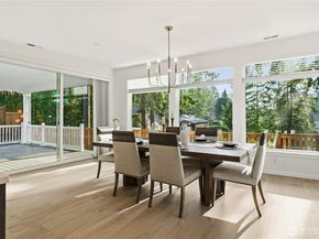 6563 SE 8th Place, Renton WA 98059