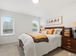 6563 SE 8th Place, Renton WA 98059