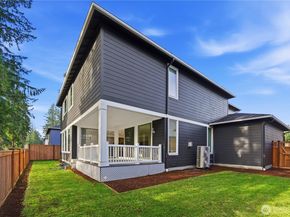 6563 SE 8th Place, Renton WA 98059