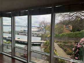 4561 Lake Washington Boulevard NE 203, Kirkland WA 98033