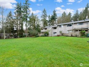 9919 NE 144th Lane 606, Kirkland WA 98034