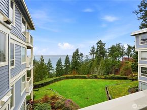 8260 53rd Avenue W 302, Mukilteo WA 98275