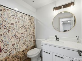 8260 53rd Avenue W 302, Mukilteo WA 98275