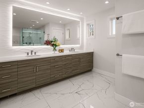 1545 3rd ST, Kirkland WA 98033