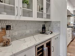 15033 SE 44th Street, Bellevue WA 98006