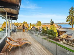 5323 NE 42nd Street, Seattle WA 98105