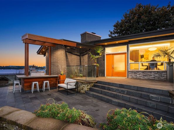 5323 NE 42nd Street, Seattle WA 98105