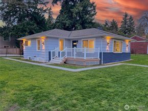 454 SW 142nd Street, Burien WA 98166