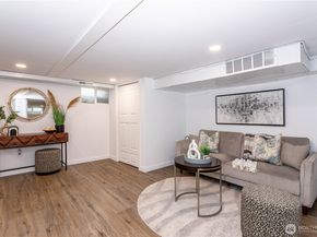 454 SW 142nd Street, Burien WA 98166