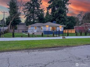 454 SW 142nd Street, Burien WA 98166