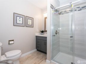 454 SW 142nd Street, Burien WA 98166