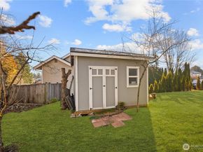 11114 SE 218th Place, Kent WA 98031