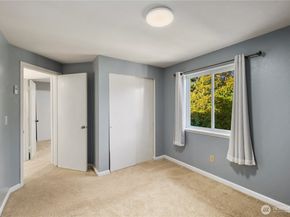 11114 SE 218th Place, Kent WA 98031