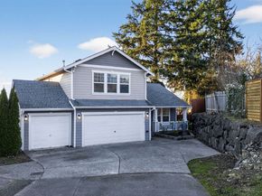2103 NE 6th Cir, Renton WA 98056