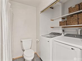 1140 Alki Avenue SW 204, Seattle WA 98116