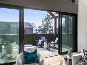 4566 Flying Goat Avenue NE C220, Bainbridge Island WA 98110