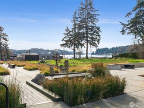 4566 Flying Goat Avenue NE C220, Bainbridge Island WA 98110