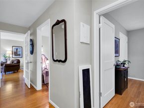 19041 21st Avenue NW, Shoreline WA 98177