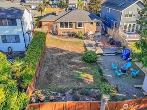 19041 21st Avenue NW, Shoreline WA 98177