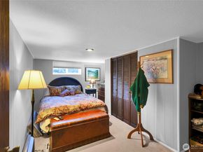 19041 21st Avenue NW, Shoreline WA 98177