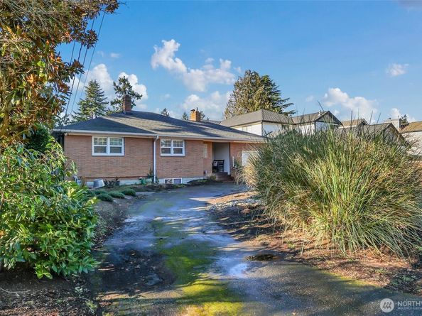 19041 21st Avenue NW, Shoreline WA 98177