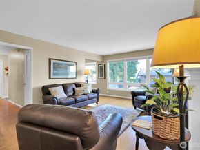 19041 21st Avenue NW, Shoreline WA 98177