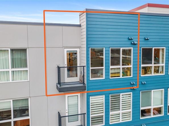 2824 Grand Avenue 603, Everett WA 98201