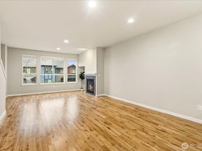 16526 1st Park SE, Bothell WA 98012