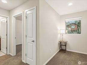 16526 1st Park SE, Bothell WA 98012