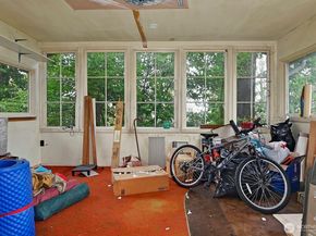 4729 Mount View Drive S, Seattle WA 98108