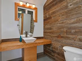 4729 Mount View Drive S, Seattle WA 98108