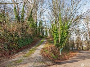 4729 Mount View Drive S, Seattle WA 98108