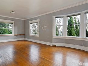 4729 Mount View Drive S, Seattle WA 98108